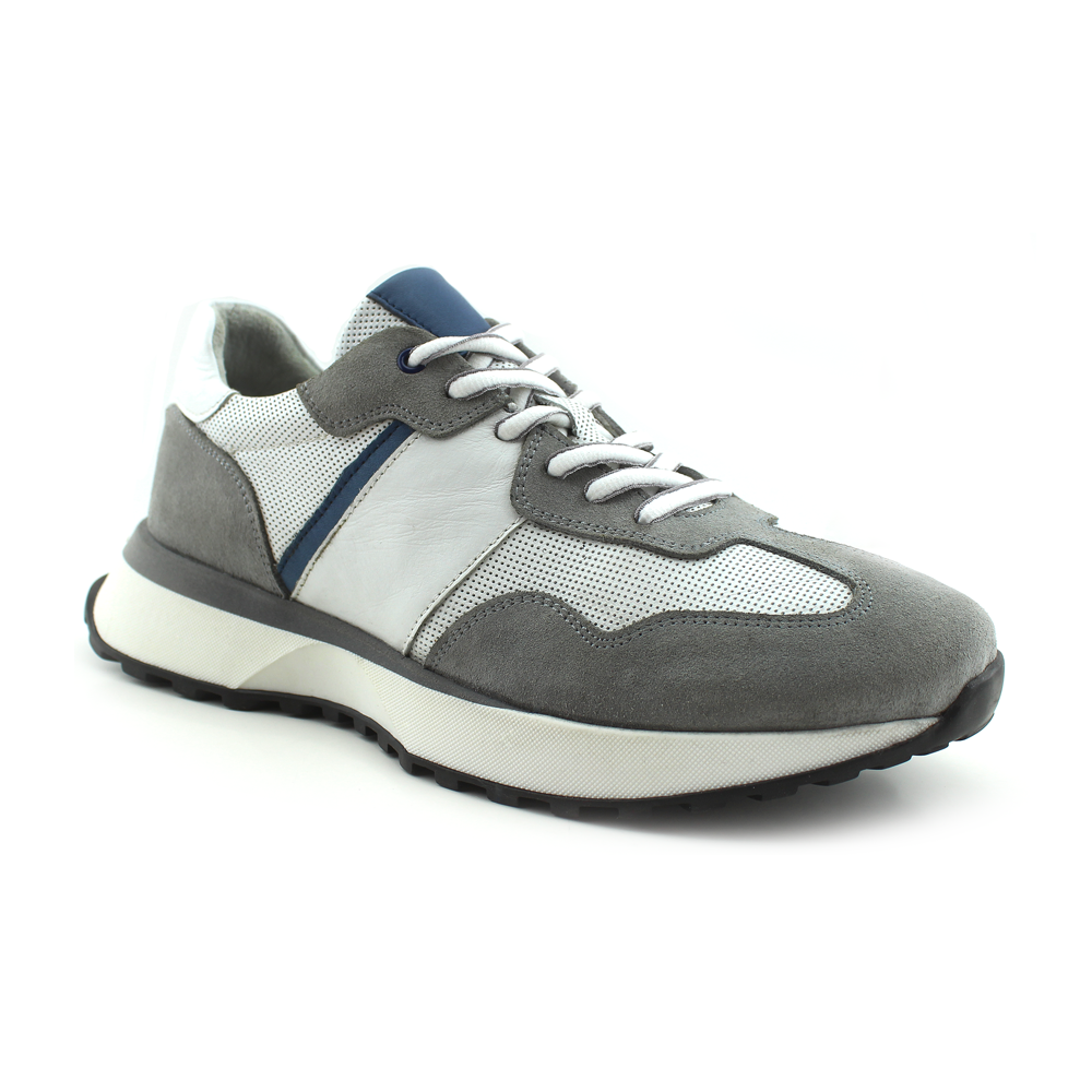 Casual & Sport Shoes For Men